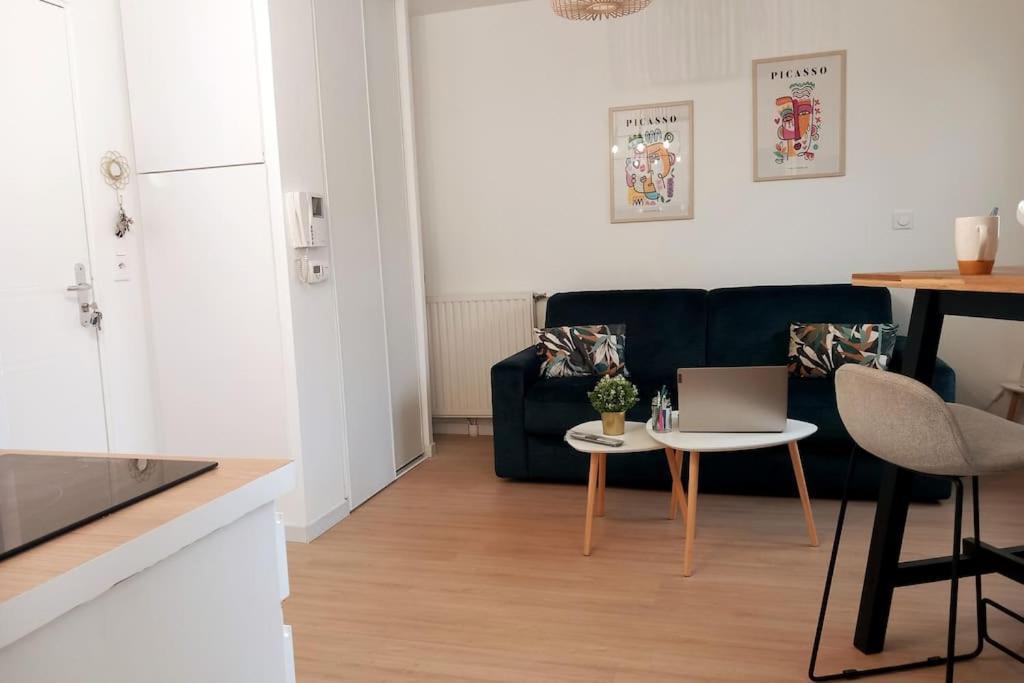 Studio Cergy 5 Min De La Gare Extérieur photo